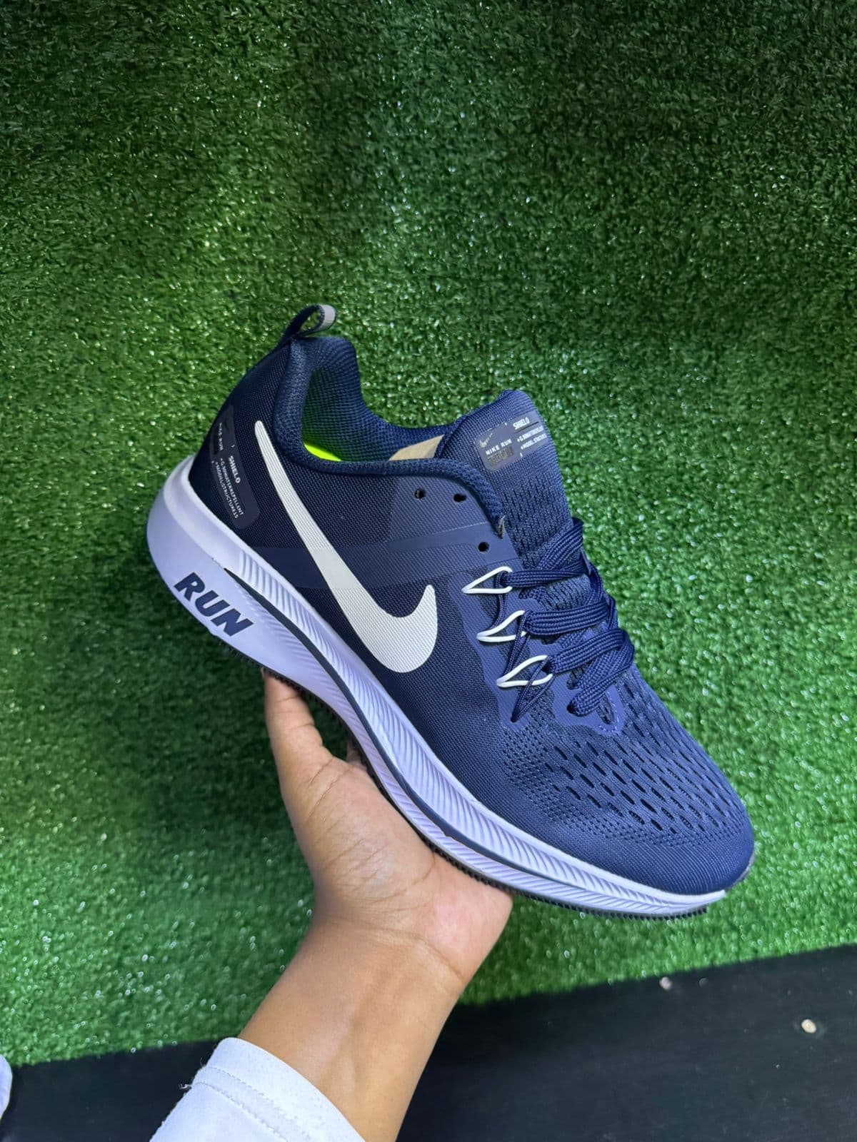 navyblue.jpg